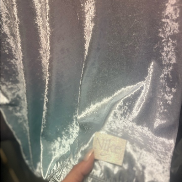 Brand new size large Nike hoodie - Picture 5 of 5